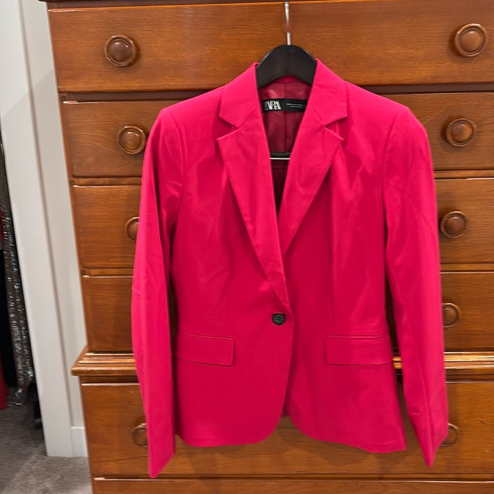 Zara size 4 blazer in bright pink